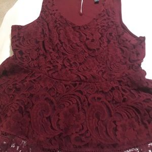 Super cute maroon lace front sleeveless top